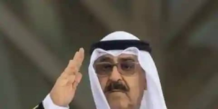 من هو مشعل الاحمد ويكيبيديا، مواليد، كم عمره، زوجته، اولاده، السيرة الذاتية، اصله